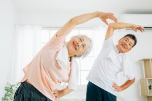 シニア世代に人気のある運動ランキング！それぞれのメリットや継続のコツについて