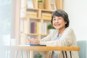 高齢者の一人暮らしは心配？リスクを抑える5つの対策