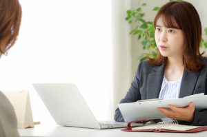 ケアマネジャーに相談する