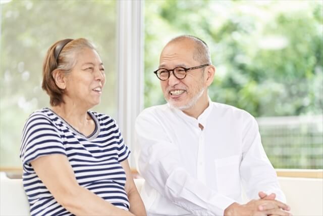 老人ホームの男女比はどのくらい？調べ方も詳しく解説