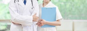 お出かけ先の医療機関を確認しておく