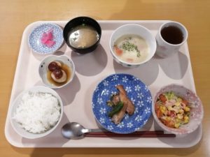 高齢者向けの食事を選べるか