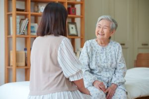 在宅で介護をする