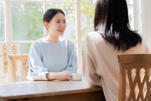 身近な人に相談する