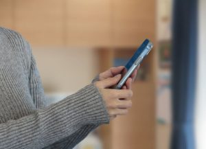 他の老人ホームを探す方法とは？