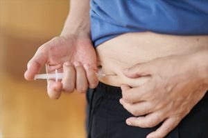 自分でインスリン注射をする