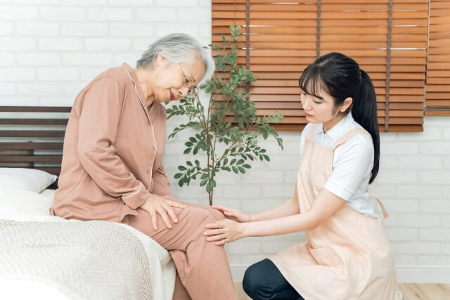 老人ホームで怪我をしたらどうすべき？対応方法を詳しく紹介