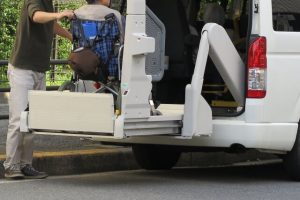 療養型デイサービスの特徴や利用条件