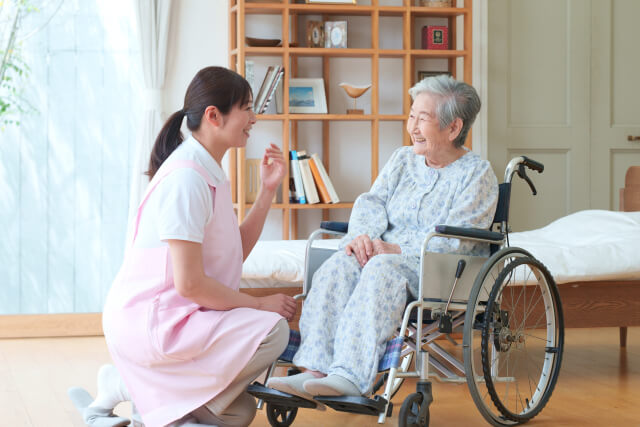 要介護1でも施設入所は可能？利用できる施設と介護サービスを紹介