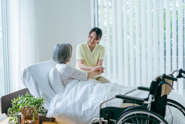 5種類の介護老人保健施設の特徴やサービス内容を詳しく解説