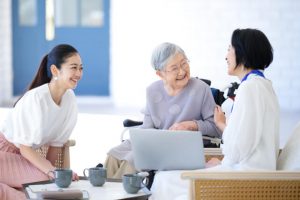 老人ホームにパソコンを持ち込むときの注意点