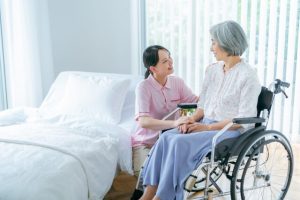 特別養護老人ホームに早く入所したいときは？対処法を紹介