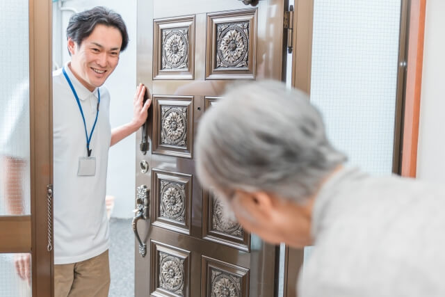 高齢者見守りサービスとは｜おすすめ6社と選び方を紹介