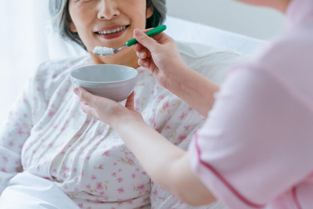 要介護5とはどんな状態？認定基準や要介護4との違いを紹介