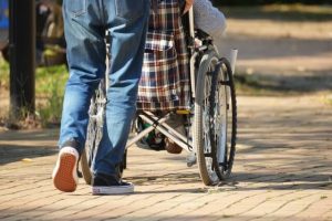 老人ホームから通院するときの付き添い