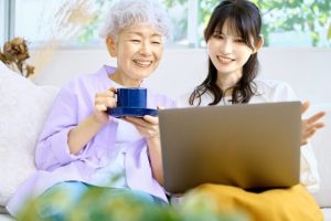 理想の老人ホームを選ぶための比較検討法