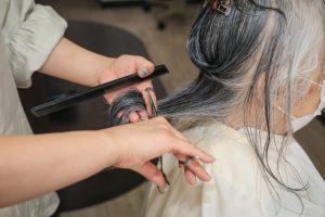 老人ホームの年間費用の内訳｜月額だけでは見えないコスト