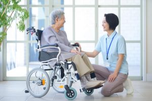 【予算別】10年入居できる老人ホームの選び方