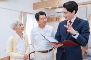 【状況別】在宅か入居のどっちがおすすめ?