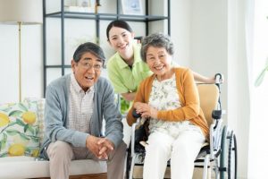身元保証人がいなくても老人ホームに入居できる:保証会社の役割と仕組み