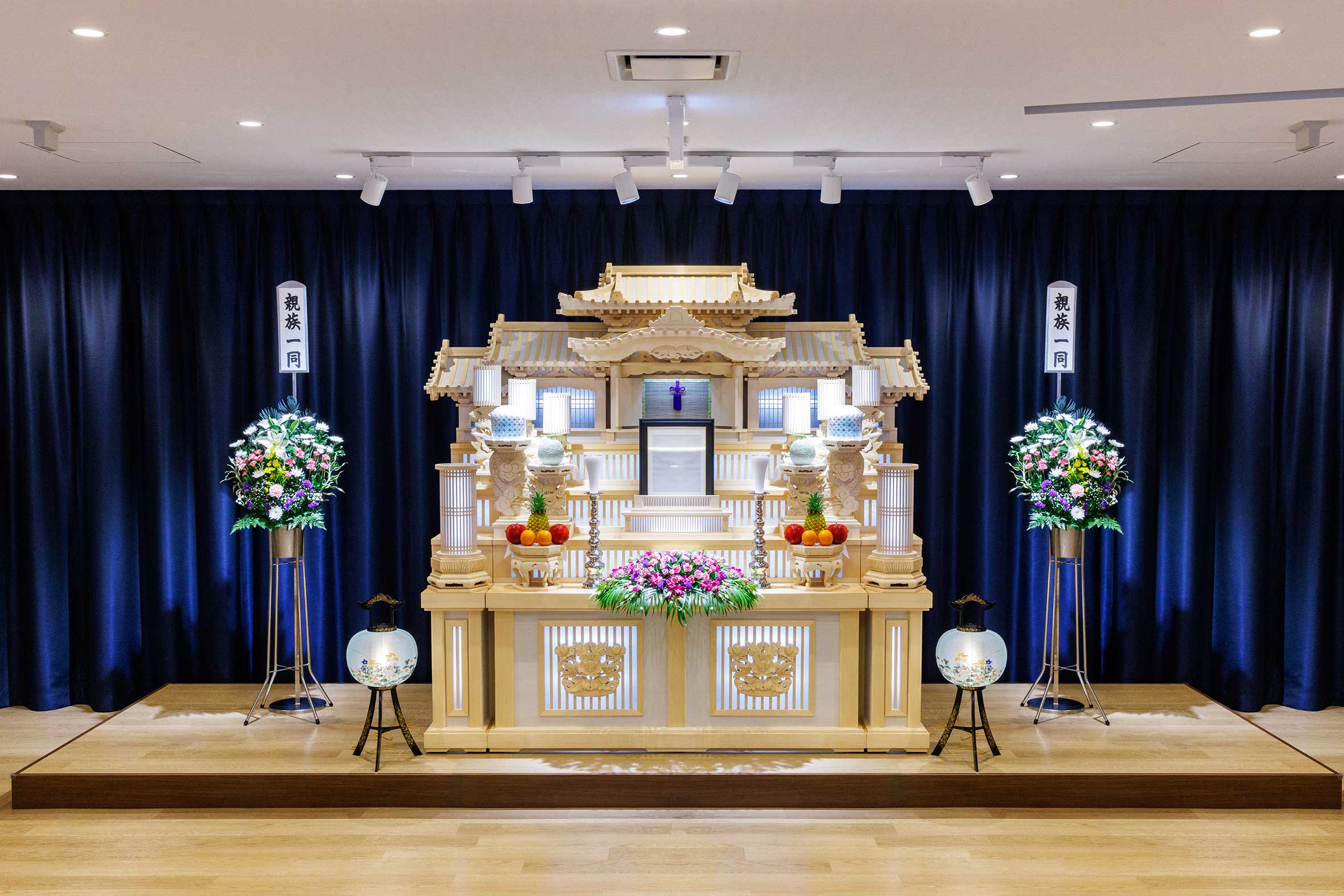 祭壇2.jpg