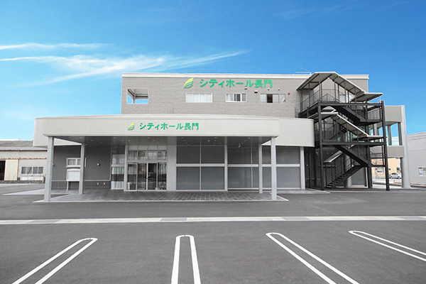  駐車場有 宿泊可 親族控室有 安置施設有 バリアフリー設備有 駅近 