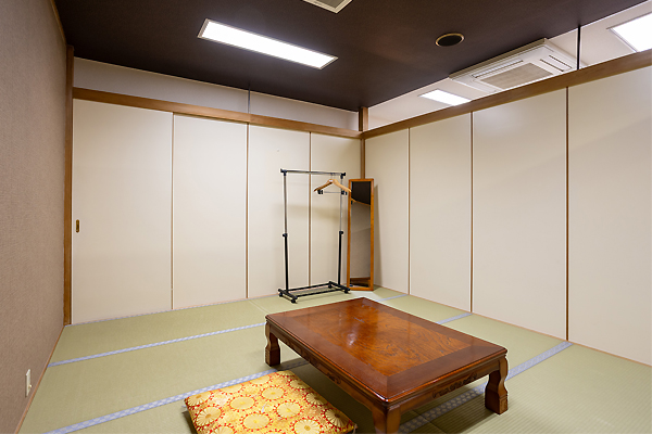 寺院控室.jpg