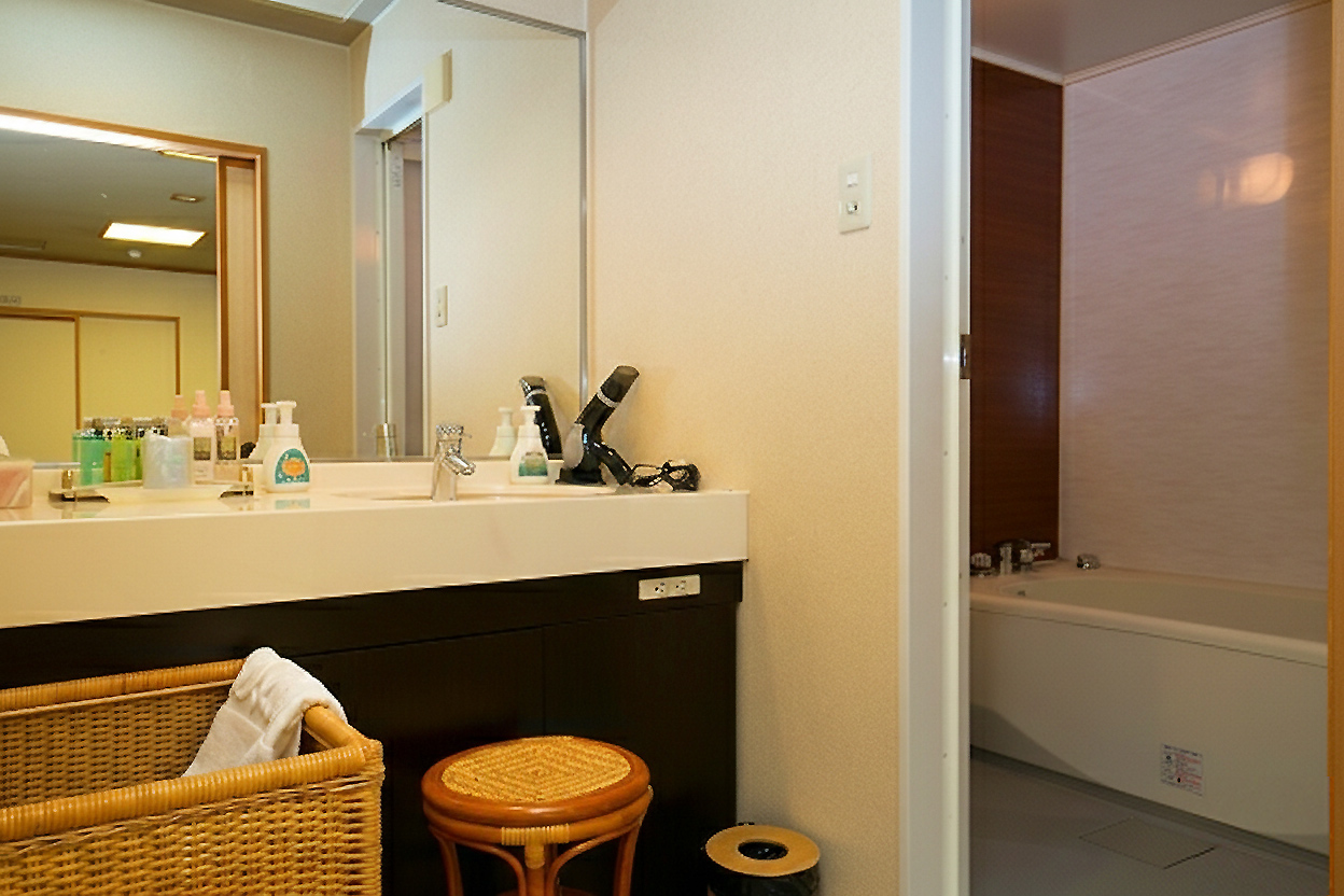 洗面所ユアホール平岸W.jpg