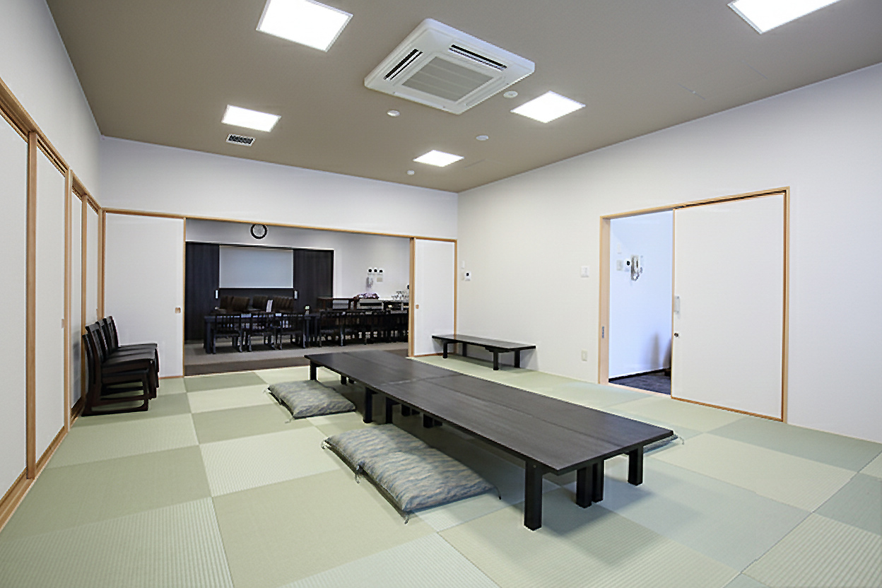 控室和室シティホール小樽西W.jpg