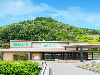 /