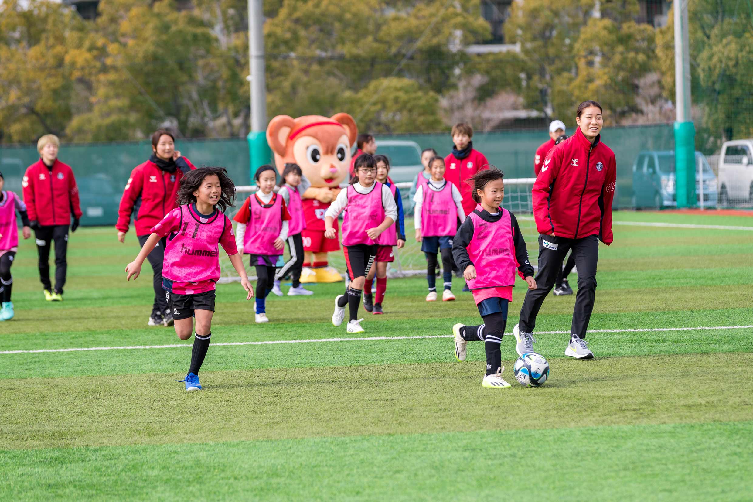2月10日（土）株式会社ベルコ×INAC神戸レオネッサ サッカー教室開催！
