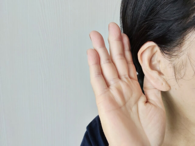 難聴と認知症は関係がある？