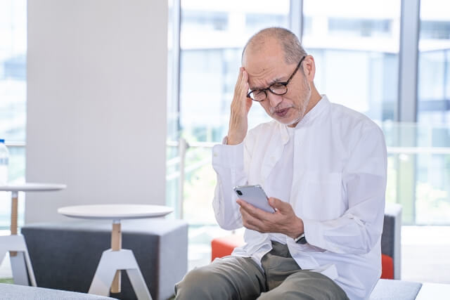 認知症の周辺症状とは？主な症状と受診の目安を解説