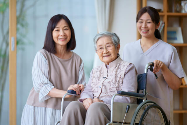 認知症の在宅介護が難しいと感じたときの選択肢