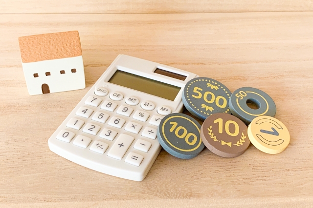 認知症で成年後見制度を利用する際の費用の目安