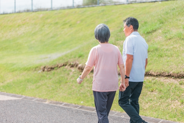 認知症の方に転倒予防が必要な3つの理由