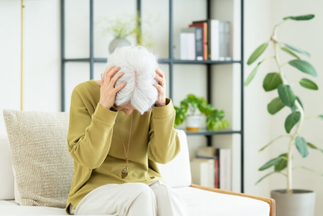 認知症になると見当識障害が起こるのはなぜ?もの忘れとの違い