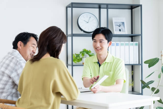 認知症介護のイライラを減らすために利用したいサービス