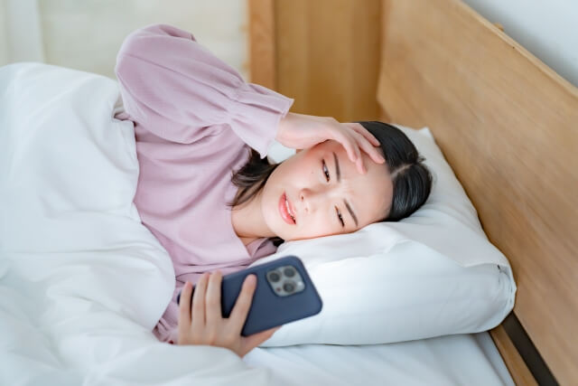 スマホ認知症につながると考えられる原因