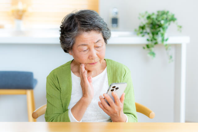 デジタル終活とは?認知症の家族と確認したい理由