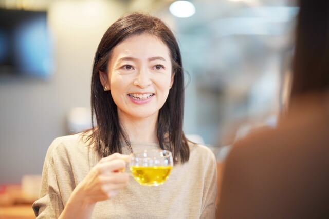 認知症カフェに参加できる人と費用の目安