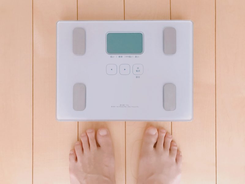 メタボは認知症と関係がある？関連する要因や病気、対策を解説