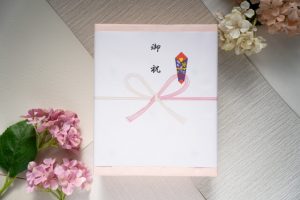 北海道の結婚祝いはいくらが相場？会費制はご祝儀必要？おすすめギフト紹介