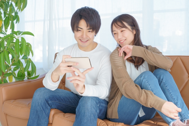 結婚式ムービーは式場提携・外注・自作のどこに頼む?