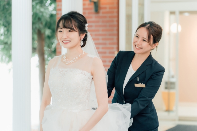 ウェディングドレスのプランが充実している札幌の人気式場3選