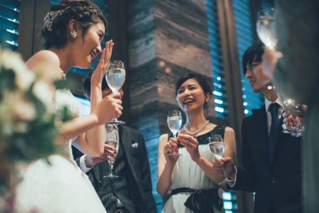 結婚式で「貸切」とは?完全貸切・一軒家会場の違い