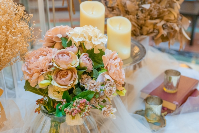 兵庫の結婚式はいくらから安い?料金は人数と内容で比べよう