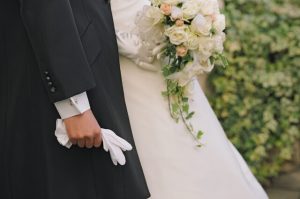 北海道の結婚式で写真を残す方法｜前撮り・当日撮影の違いと費用