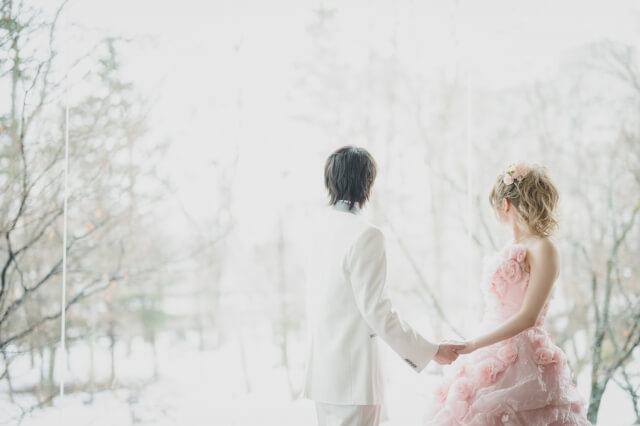 結婚式とは別の衣装で撮影できる