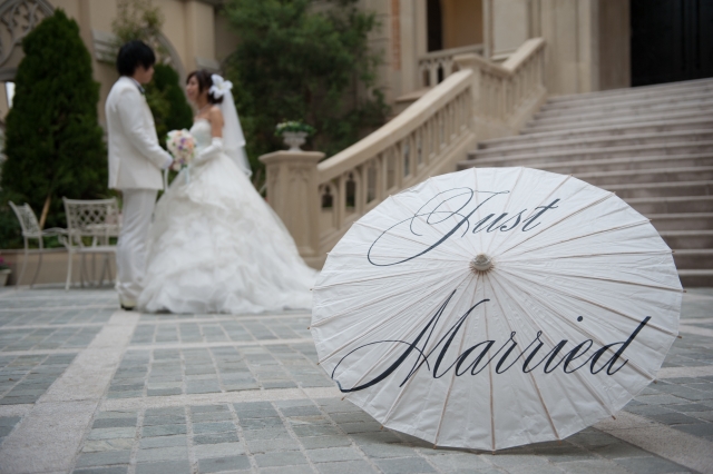 兵庫のガーデン結婚式は雨でも大丈夫?雨天対応を比較